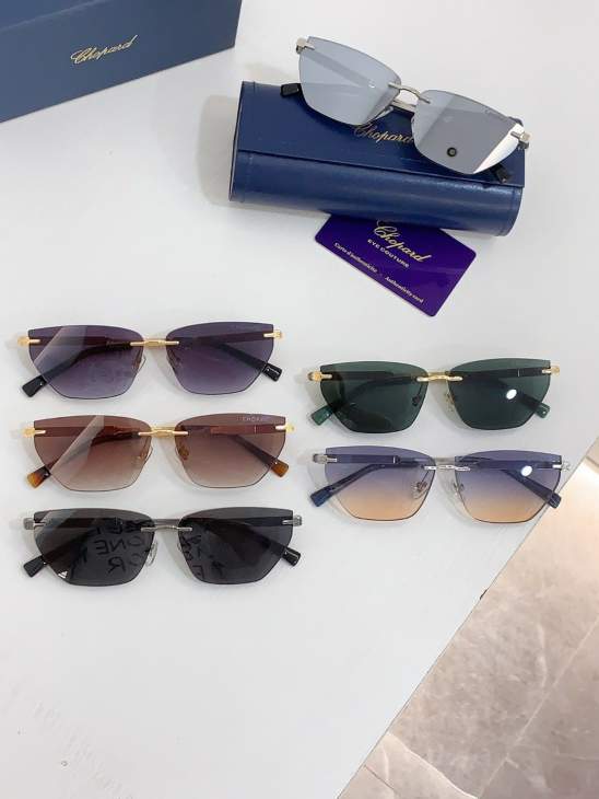 Picture of Chopard Sunglasses _SKUfw62843190fw